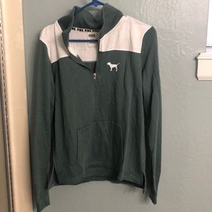 NWOT Victoria’s Secret pink sweater